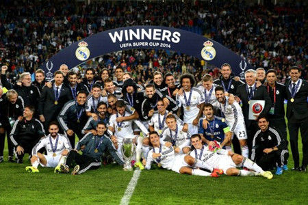 67032人，横滨水手vs利物浦上座人数创J联赛球队主场纪录（横滨水手战利物浦吸引67032名观众，刷新J联赛俱乐部主场上座纪录）