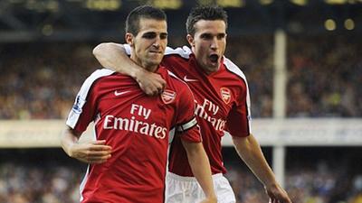 阿斯：阿隆索高压战术的每个方向都出现漏洞，并缺乏战术的稳固性（阿斯：阿隆索高位逼抢漏洞频出，整体稳定性不足）